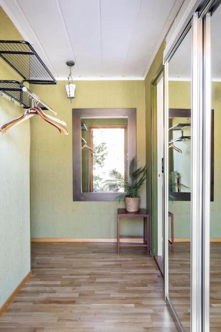 Quiet Rum In Swedish Villa Huddinge Exterior photo